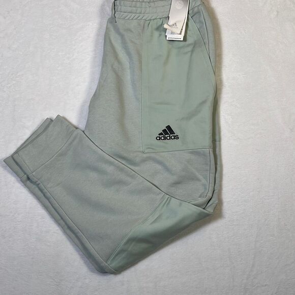 ADIDAS ESSENTIAL BRANDLOVE FRENCH TERRY‎ PANTS HK0385 - NWT- Men XL - Picture 1 of 7